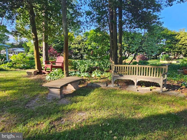 15 PINEWATER DR, Harbeson, DE 19951