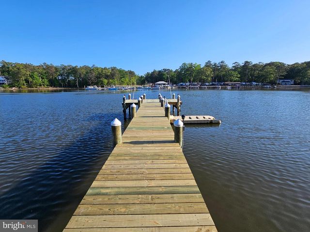 15 PINEWATER DR, Harbeson, DE 19951
