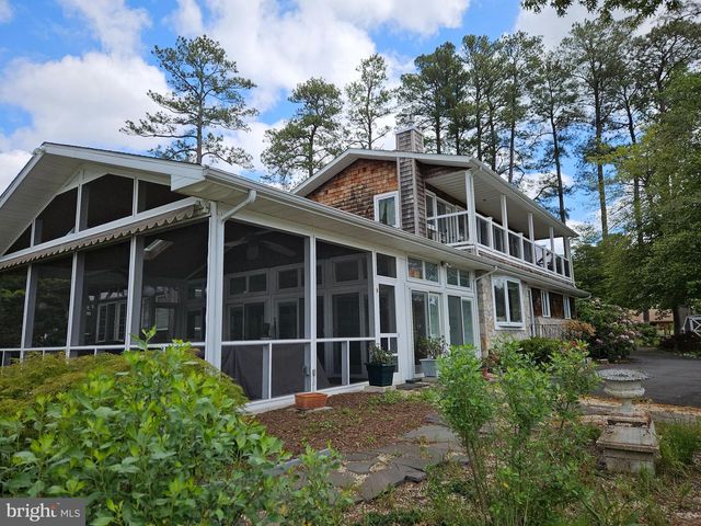 15 PINEWATER DR, Harbeson, DE 19951