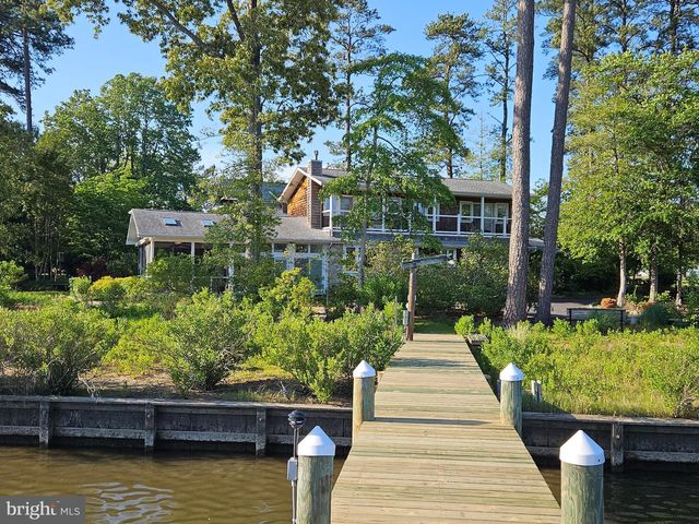 15 PINEWATER DR, Harbeson, DE 19951