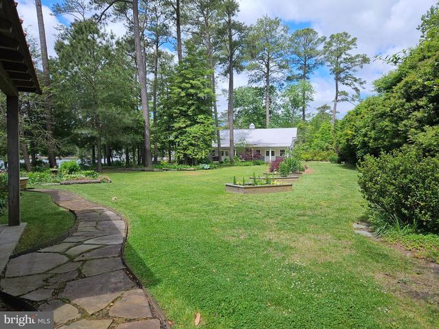 15 PINEWATER DR, Harbeson, DE 19951
