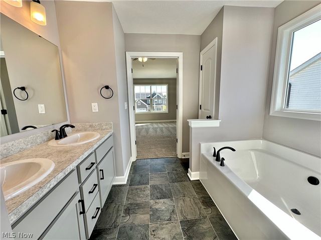 3459 Wicker Street NE, Canton, OH 44721