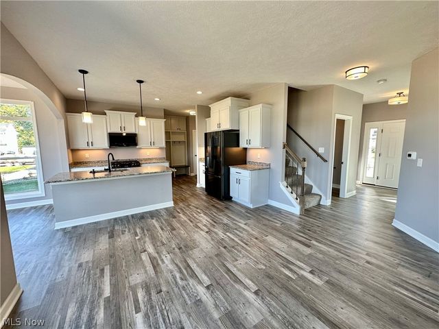 3459 Wicker Street NE, Canton, OH 44721