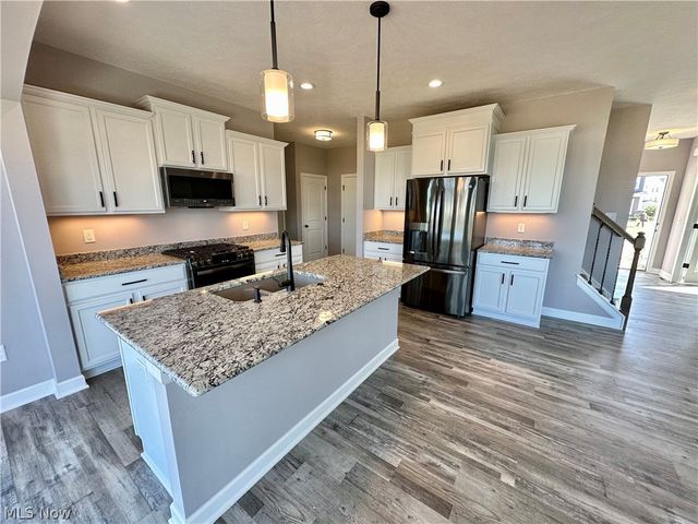 3459 Wicker Street NE, Canton, OH 44721