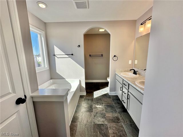 3459 Wicker Street NE, Canton, OH 44721