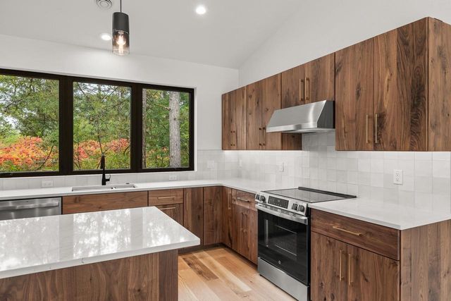 3017 FIRST STREET, Plover, WI 54467