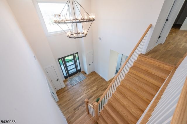 7 Emerald Dr, Hardyston Twp., NJ 07419