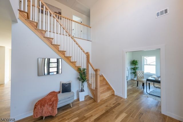 7 Emerald Dr, Hardyston Twp., NJ 07419