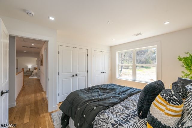 7 Emerald Dr, Hardyston Twp., NJ 07419