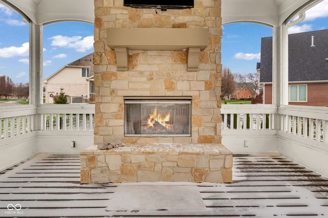 5274 Chickasaw Court, Carmel, IN 46033