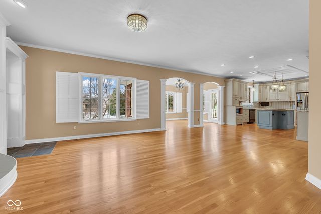 5274 Chickasaw Court, Carmel, IN 46033