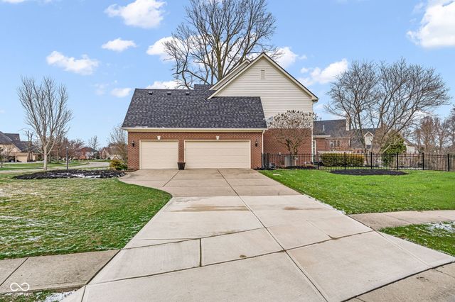 5274 Chickasaw Court, Carmel, IN 46033