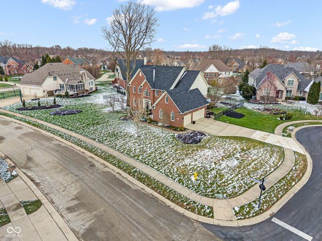 5274 Chickasaw Court, Carmel, IN 46033