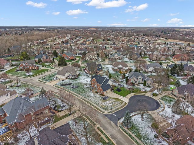 5274 Chickasaw Court, Carmel, IN 46033