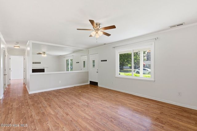 317 Tower Drive, Jacksonville, NC 28546