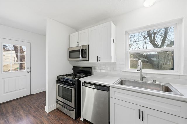 1005 Highland Drive, Grand Prairie, TX 75051