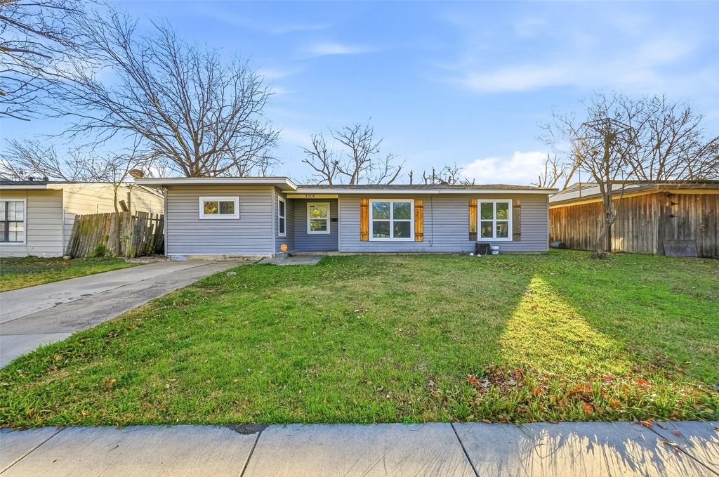 1005 Highland Drive, Grand Prairie, TX 75051