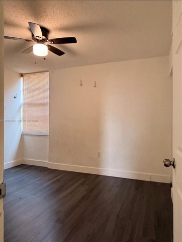 6170 SW 68th St 21, South Miami, FL 33143
