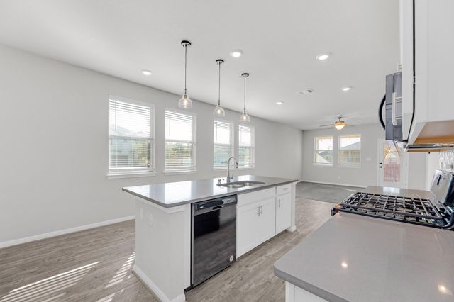 101 Mountain Valley ST, Georgetown, TX 78628