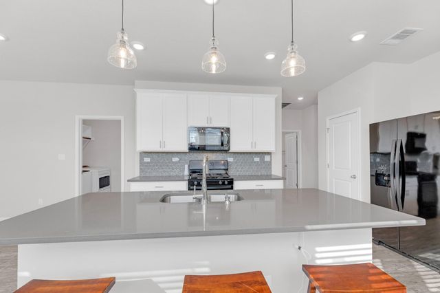 101 Mountain Valley ST, Georgetown, TX 78628