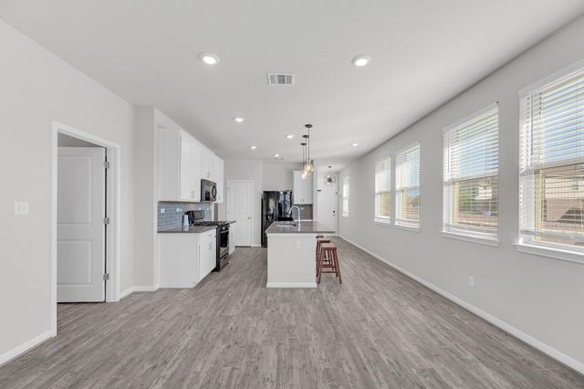 101 Mountain Valley ST, Georgetown, TX 78628