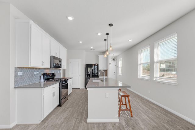 101 Mountain Valley ST, Georgetown, TX 78628