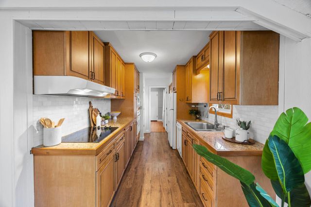 7027 Newton Avenue S, Richfield, MN 55423