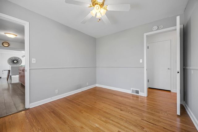 7027 Newton Avenue S, Richfield, MN 55423