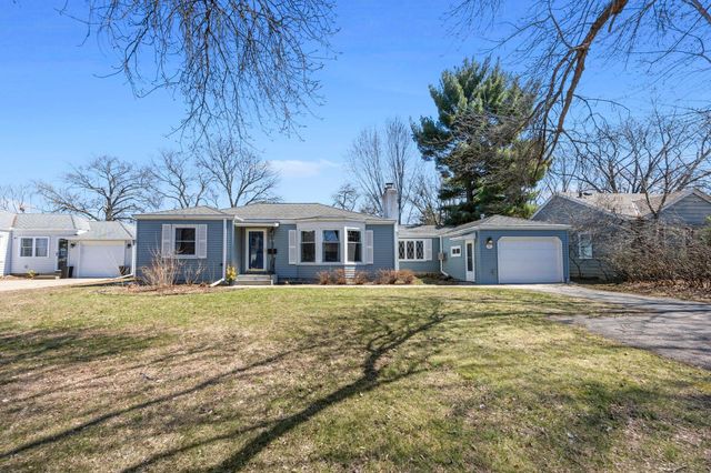 7027 Newton Avenue S, Richfield, MN 55423