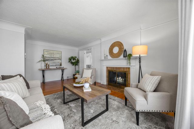 7027 Newton Avenue S, Richfield, MN 55423