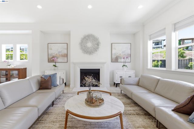 103 Camelia Ct, San Ramon, CA 94582