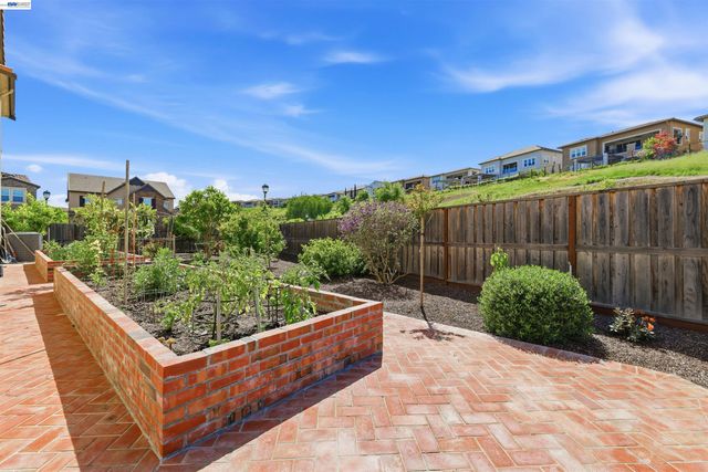 103 Camelia Ct, San Ramon, CA 94582