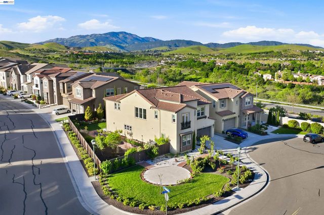 103 Camelia Ct, San Ramon, CA 94582