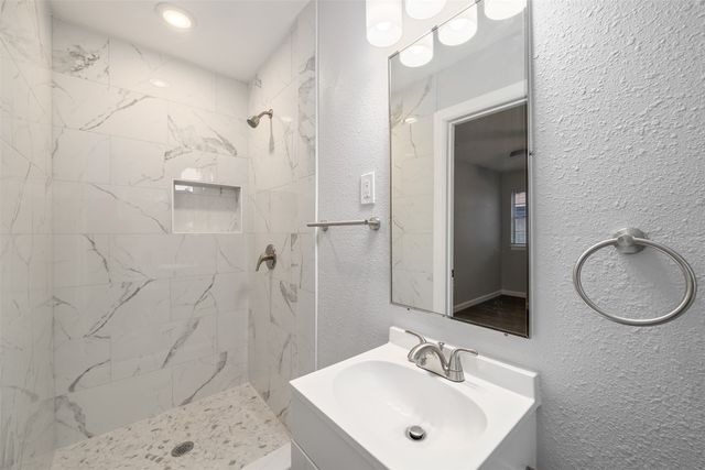 4712 Melinda Drive, Forest Hill, TX 76119