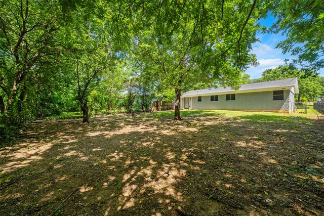 4712 Melinda Drive, Forest Hill, TX 76119
