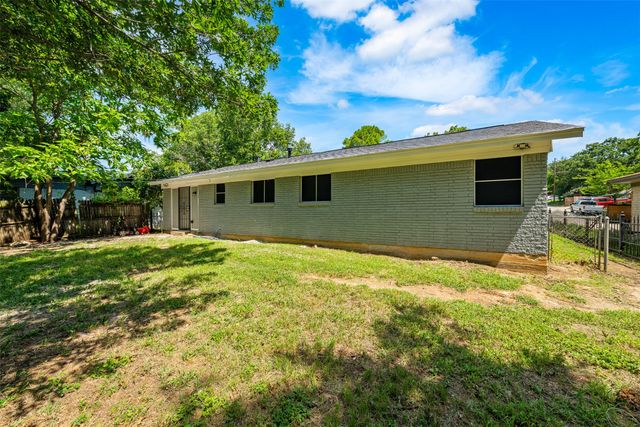 4712 Melinda Drive, Forest Hill, TX 76119