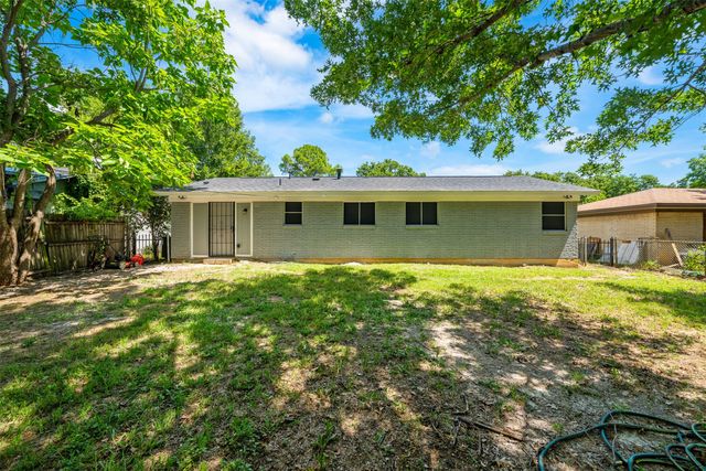 4712 Melinda Drive, Forest Hill, TX 76119