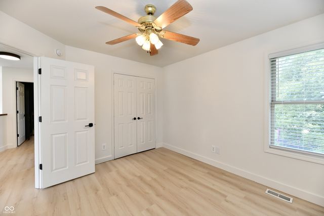 1600 Liberty Way, Hope, IN 47246