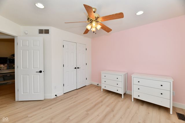 1600 Liberty Way, Hope, IN 47246