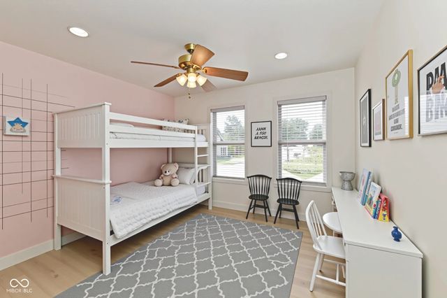 1600 Liberty Way, Hope, IN 47246