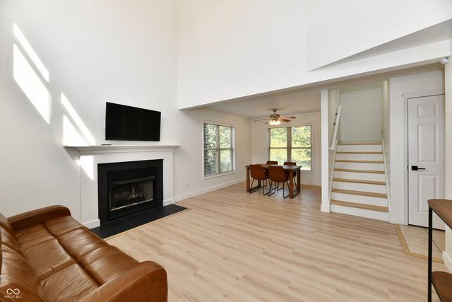 1600 Liberty Way, Hope, IN 47246