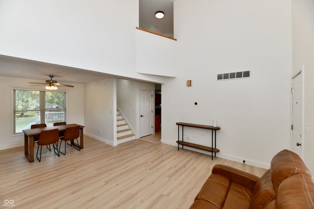 1600 Liberty Way, Hope, IN 47246