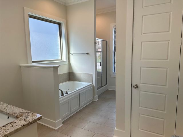 15530 Fieldside Ave, Baton Rouge, LA 70816