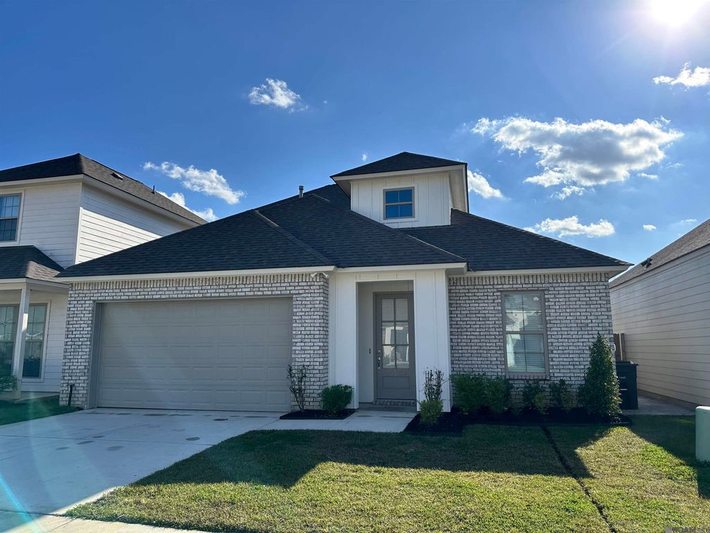 15530 Fieldside Ave, Baton Rouge, LA 70816