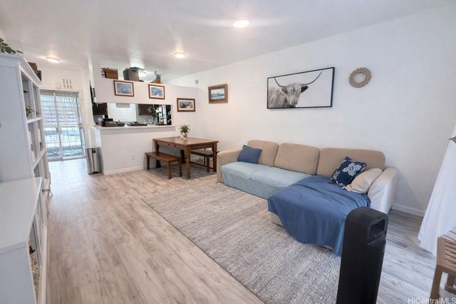 95-833 Wikao Street C103, Mililani, HI 96789