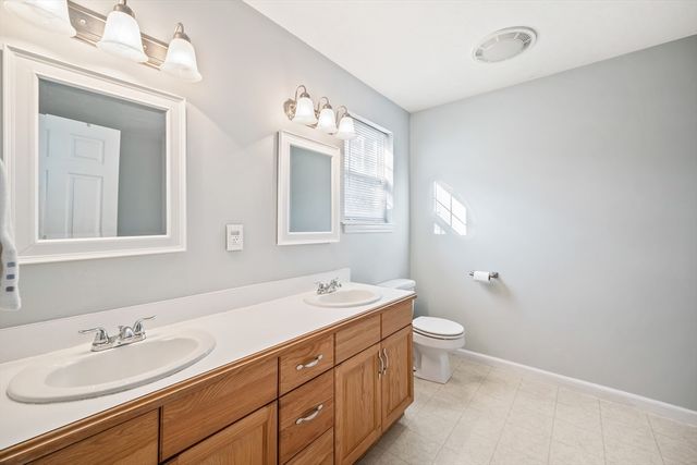 315 Dicenzo Blvd 315, Marlborough, MA 01752