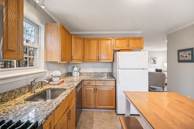 315 Dicenzo Blvd 315, Marlborough, MA 01752