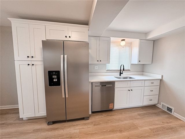 3806 Sarah St, Mckeesport, PA 15132