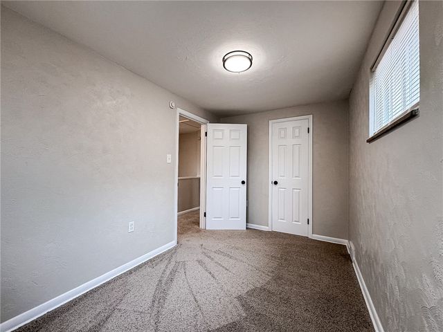 3806 Sarah St, Mckeesport, PA 15132