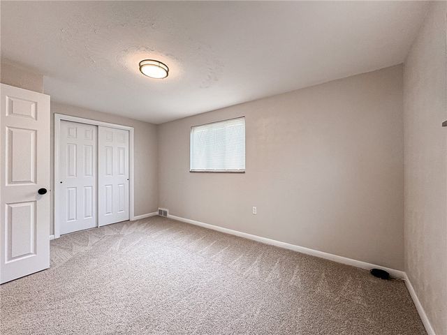 3806 Sarah St, Mckeesport, PA 15132